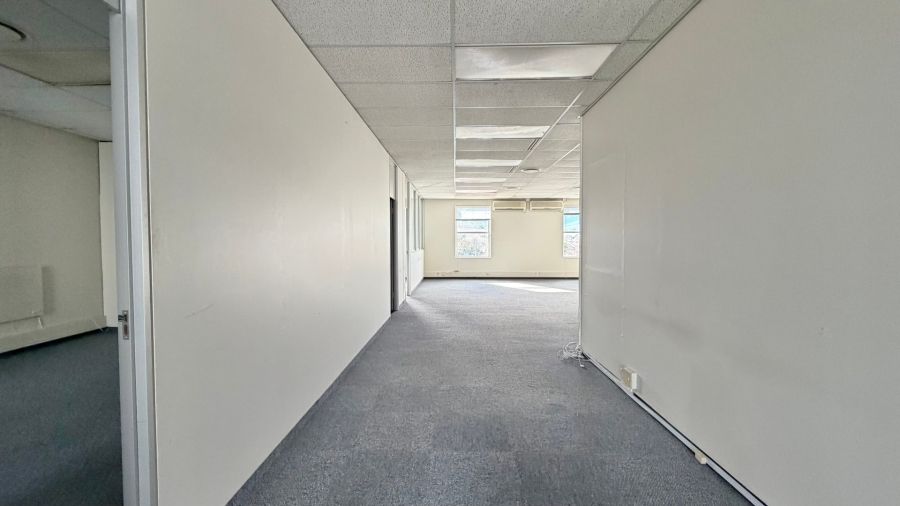 To Let Commercial Property for Rent in Somerset West Western Cape